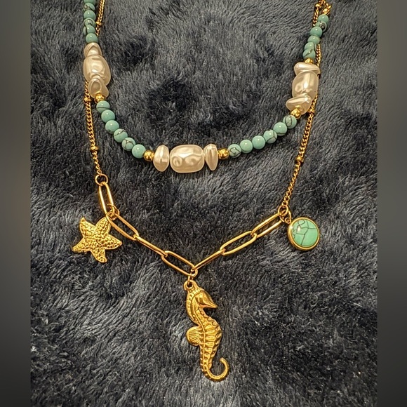 COPY - Gold and Green Seahorse Necklace - Picture 1 of 6